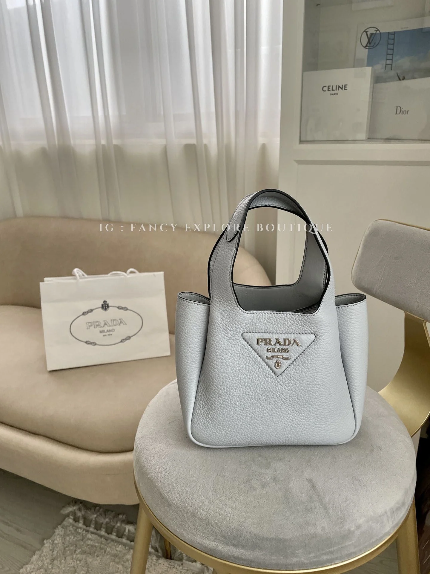 PRADA迷你皮革手袋-矢車菊藍色- Fancy Explore Boutique