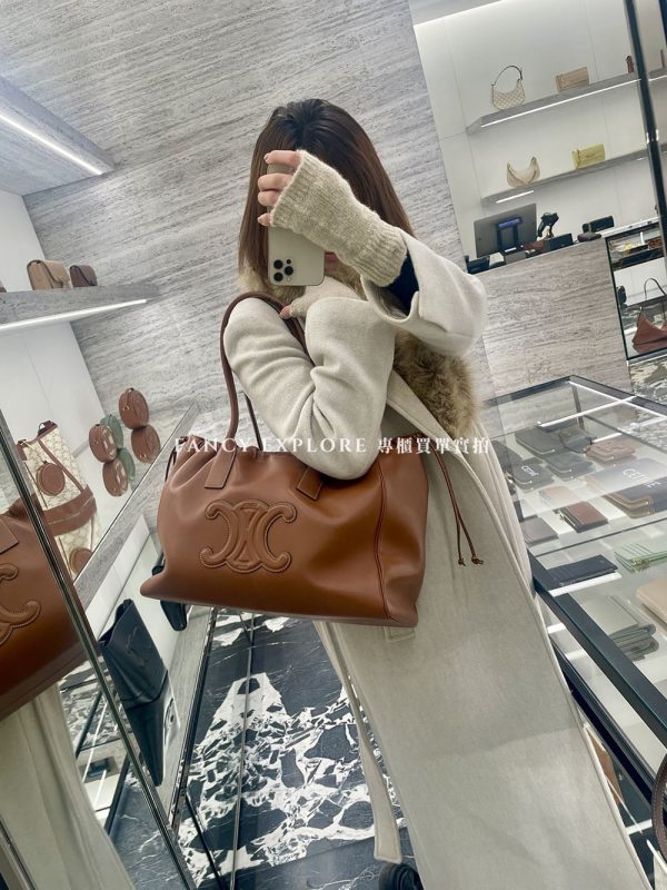 CELINE CUIR TRIOMPHE束口托特包