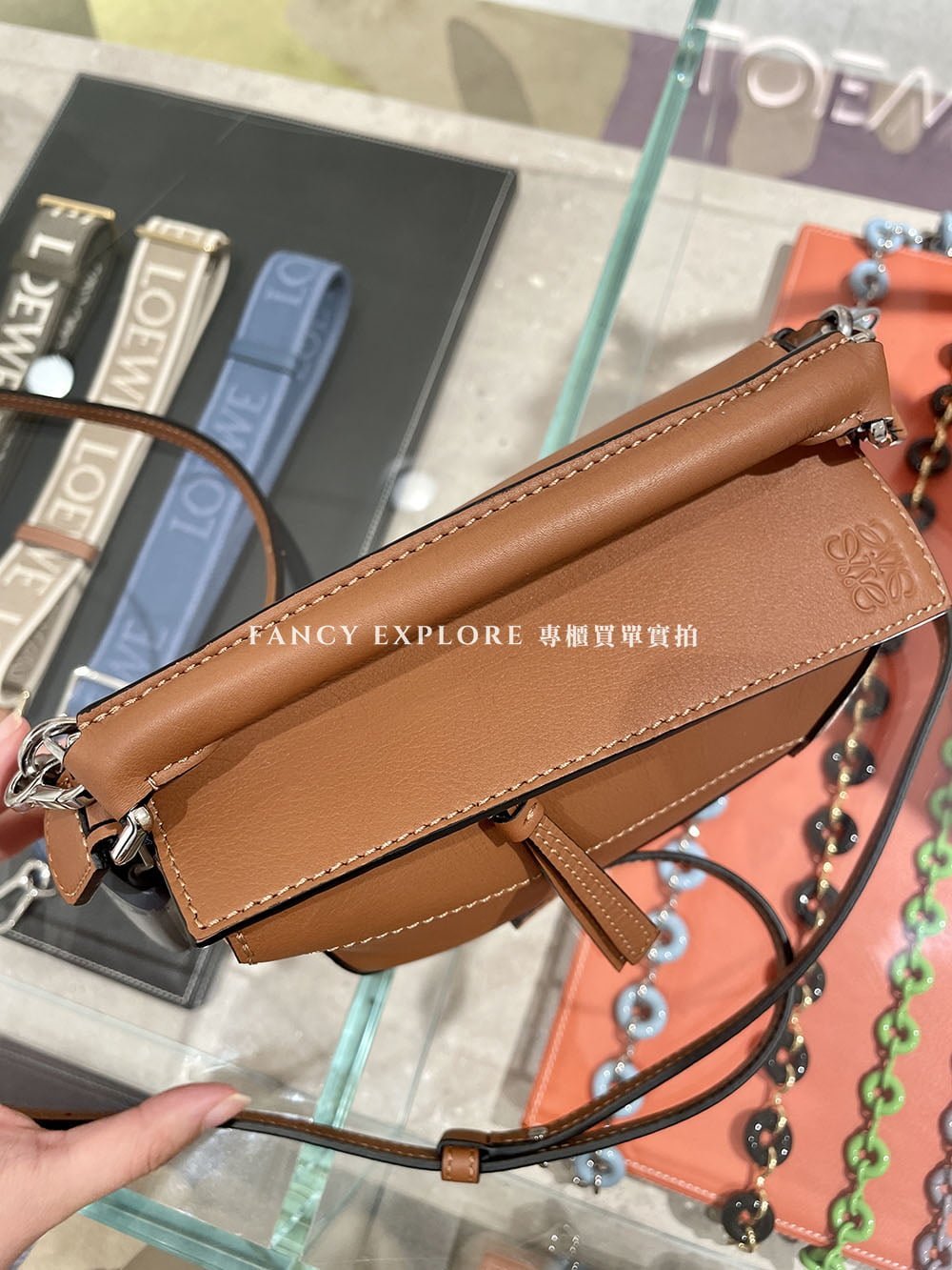 LOEWE MINI PUZZLE迷你肩背包-焦糖色 - Fancy Explore Boutique