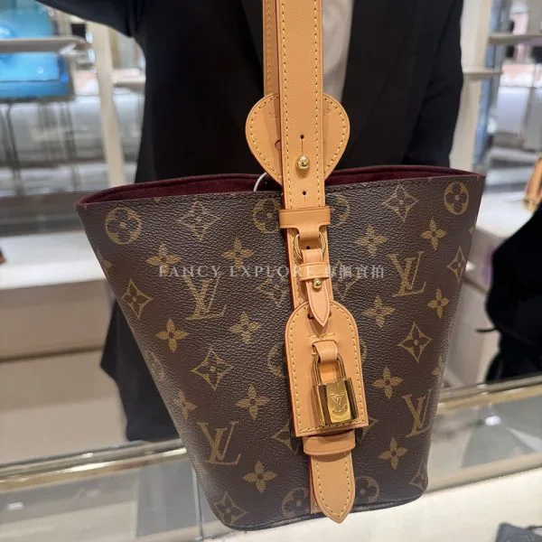 選購Louis Vuitton 系列商品- Fancy Explore Boutique